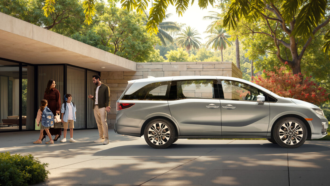 Honda Odyssey — still 5