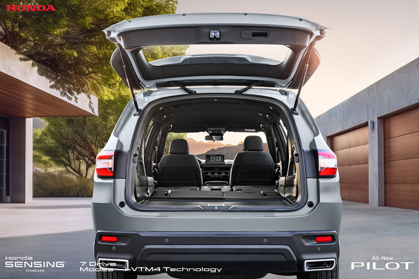 Honda Pilot — still 27