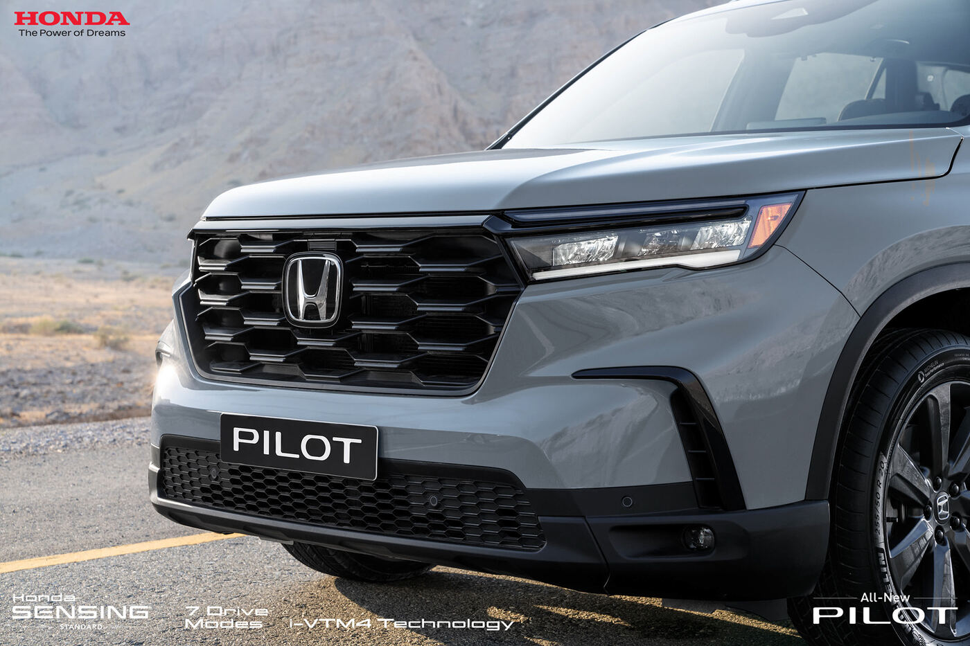 Honda Pilot — still 32
